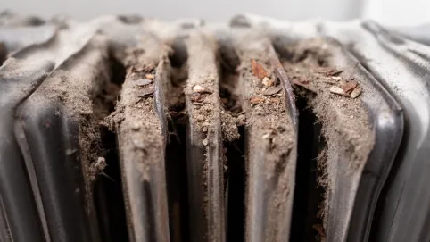 Czyszczenie grzejników żeliwnych w środku