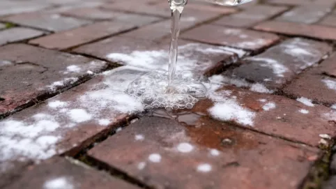 Ocet na wykwity solne